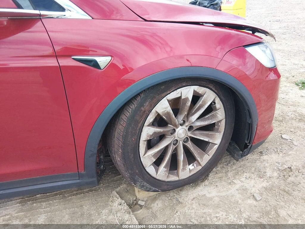 5YJXCDE2XHF066690 2017 TESLA MODEL X photo no. 6