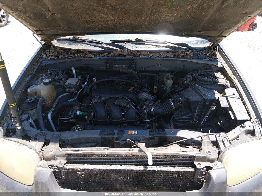 1FMYU03152KD98272 2002 FORD ESCAPE photo no. 10