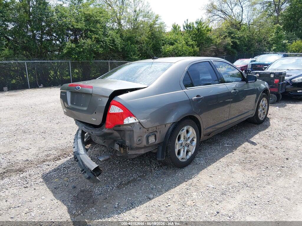 3FAHP0HG7AR357442 2010 FORD FUSION photo no. 4