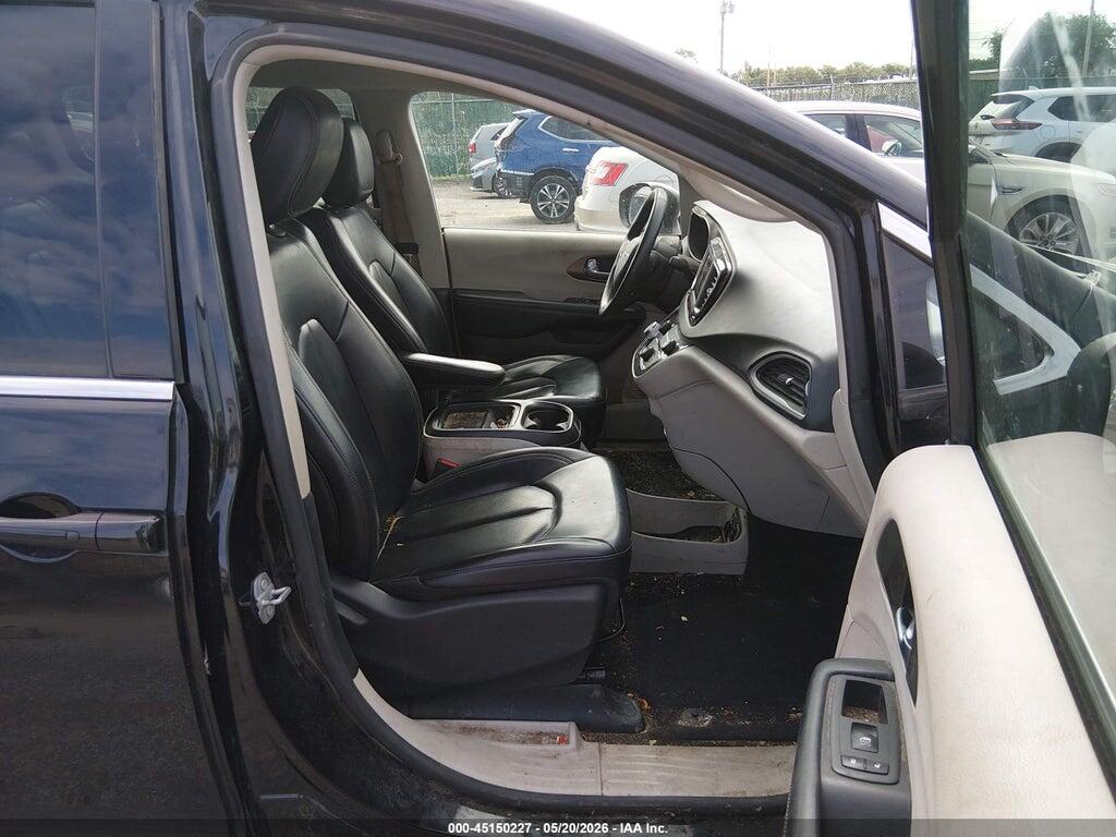 2C4RC1DG8MR520583 2021 CHRYSLER VOYAGER photo no. 5