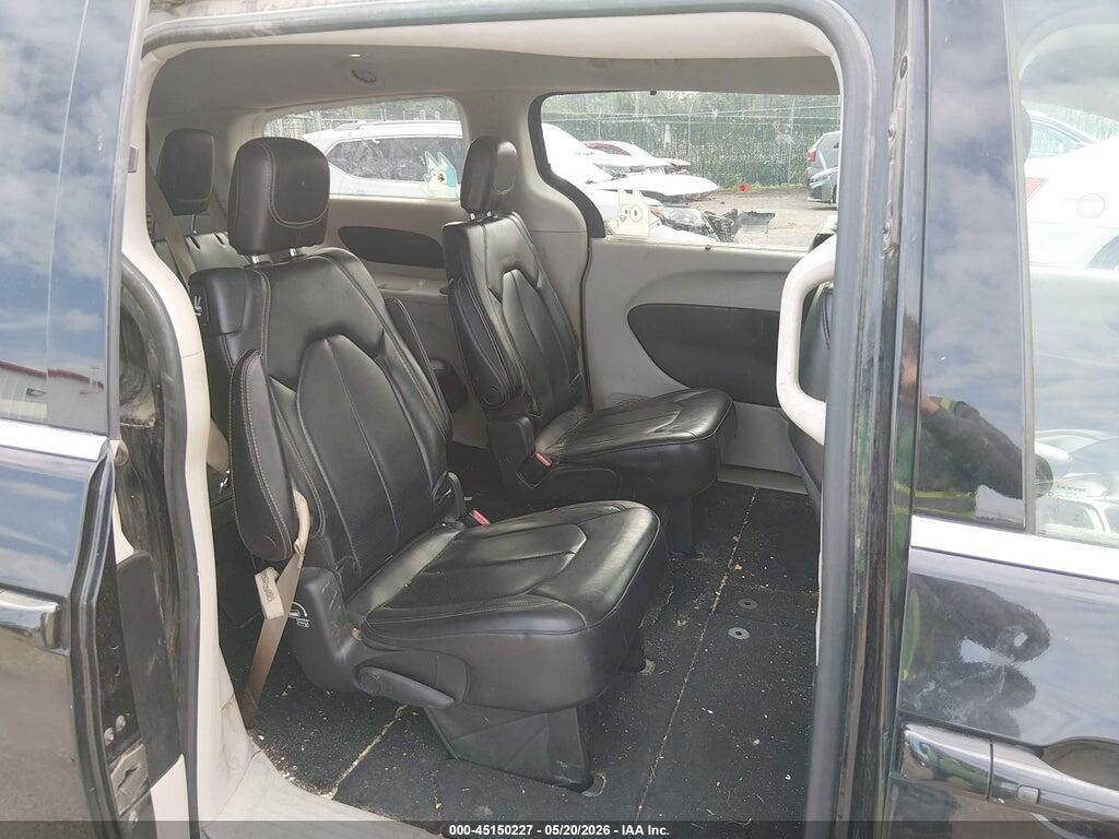 2C4RC1DG8MR520583 2021 CHRYSLER VOYAGER photo no. 8