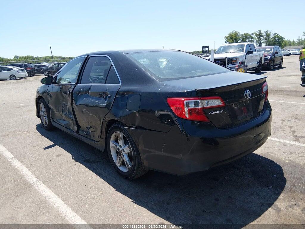 4T1BF1FKXEU302784 2014 TOYOTA CAMRY photo no. 3