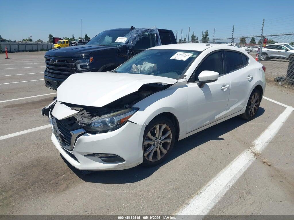 3MZBN1V70HM127939 2017 MAZDA MAZDA3 photo no. 2