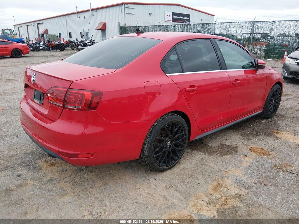 3VW4S7AJ9EM355469 2014 VOLKSWAGEN JETTA photo no. 4