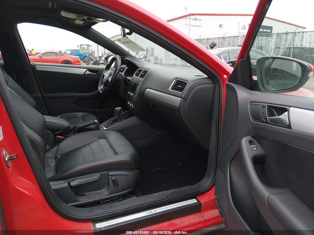 3VW4S7AJ9EM355469 2014 VOLKSWAGEN JETTA photo no. 5