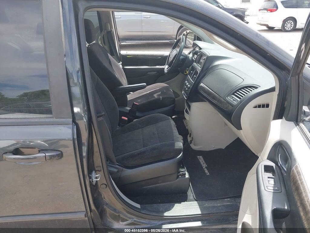 2D4RN3DG0BR772026 2011 DODGE GRAND CARAVAN photo no. 5