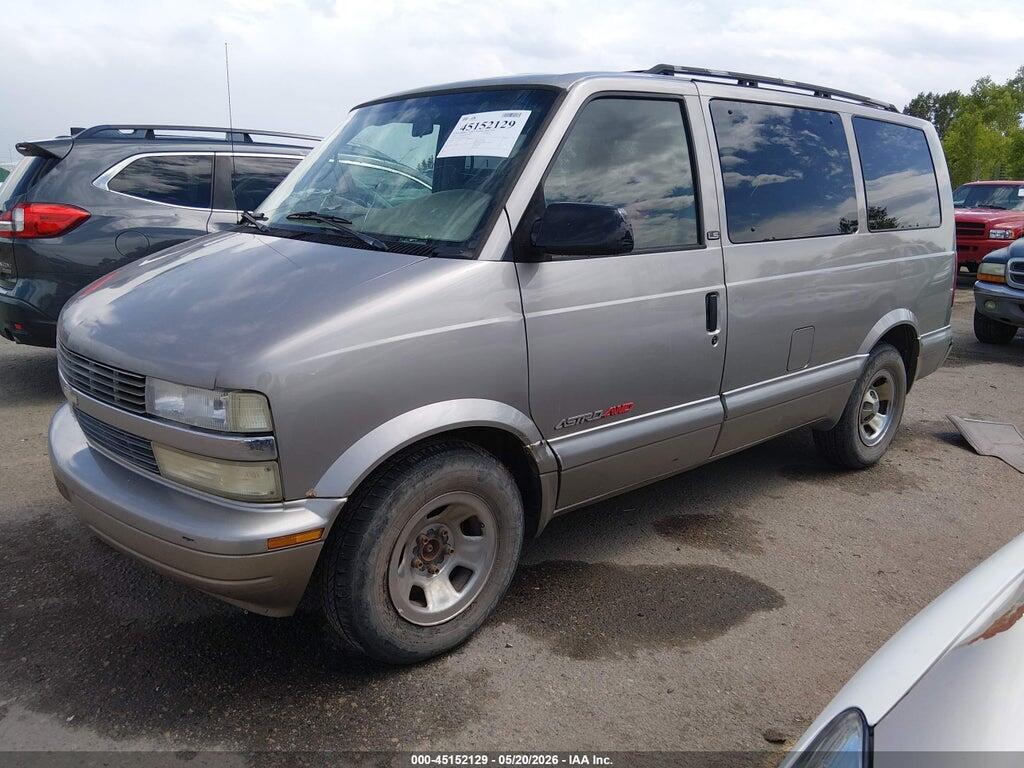 1GNEL19X02B141054 2002 CHEVROLET ASTRO photo no. 2