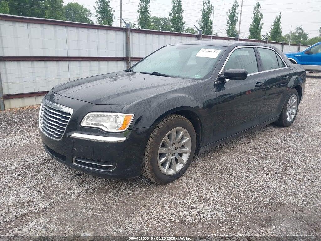 2C3CCAAG6EH373654 2014 CHRYSLER 300 photo no. 2