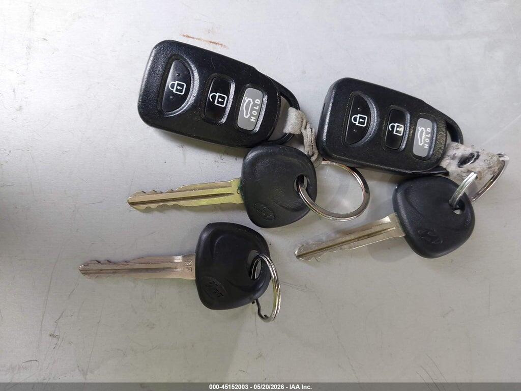 5NPDH4AE0EH490297 2014 HYUNDAI ELANTRA photo no. 11
