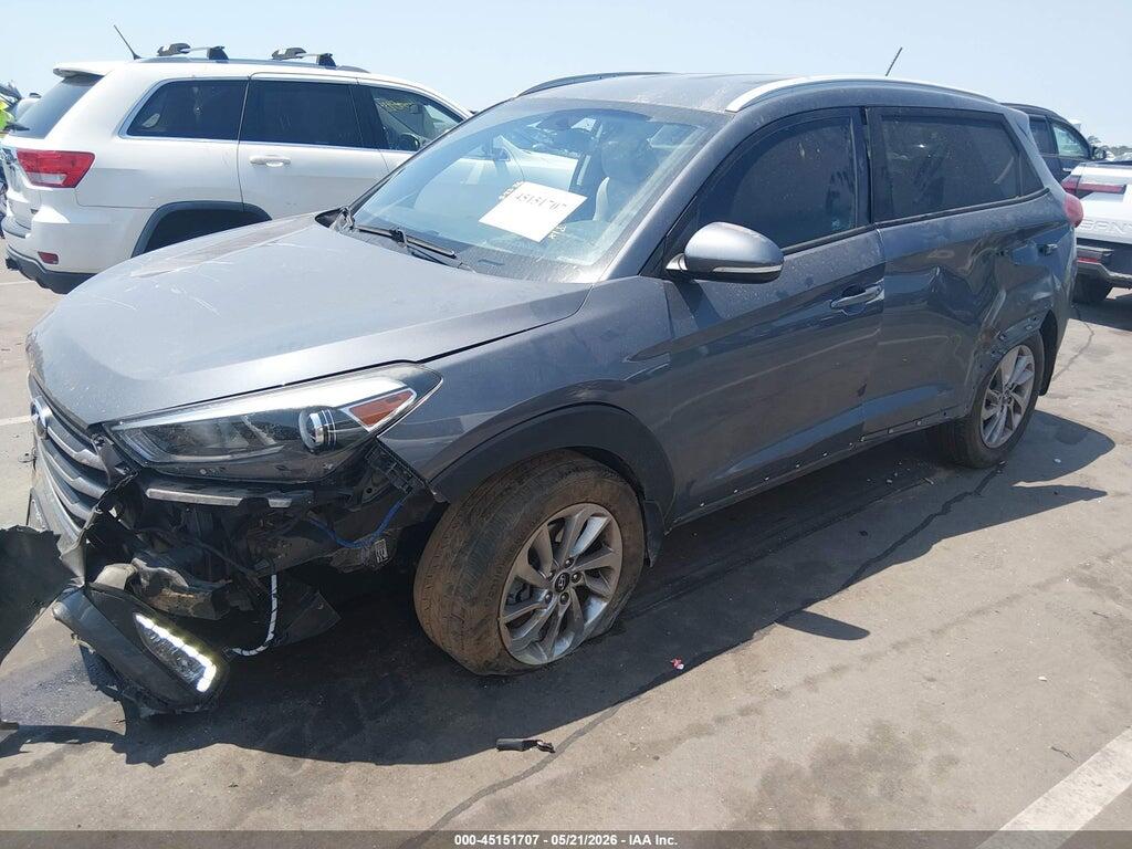 KM8J3CA28HU341045 2017 HYUNDAI TUCSON photo no. 2