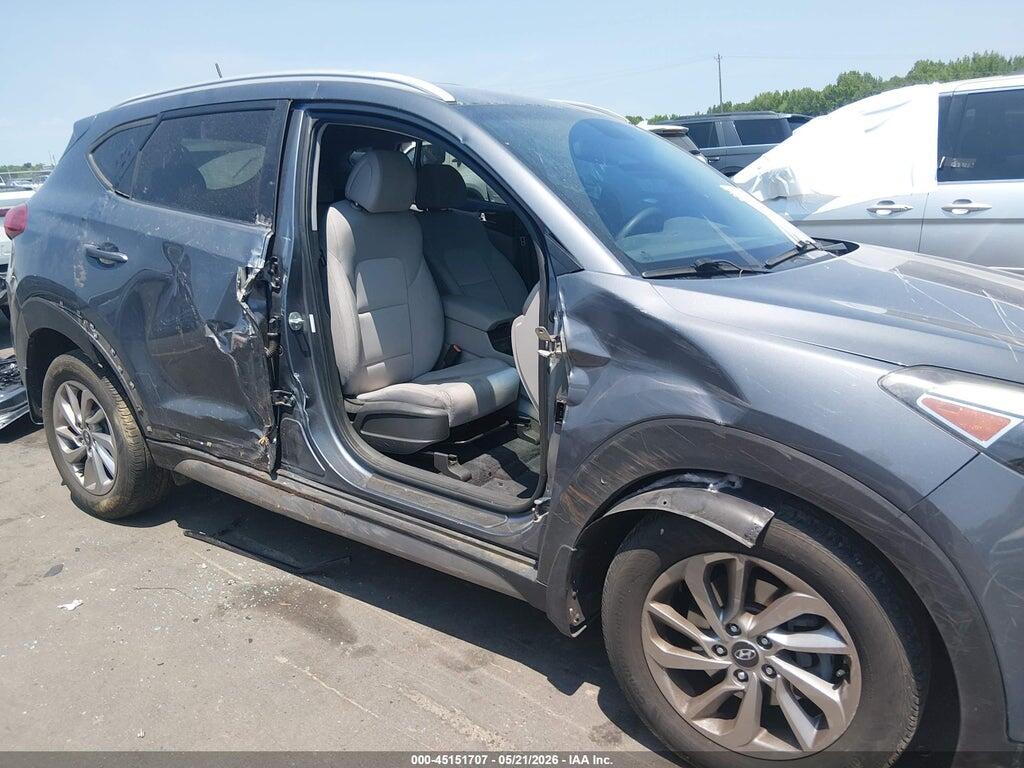 KM8J3CA28HU341045 2017 HYUNDAI TUCSON photo no. 6