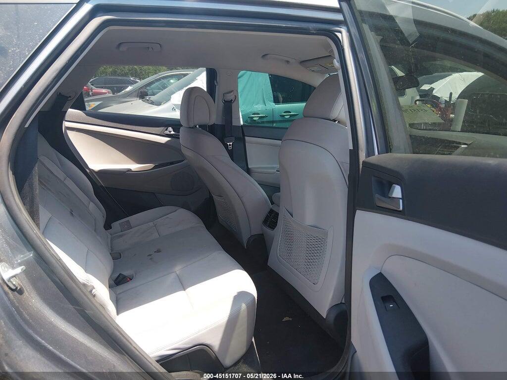 KM8J3CA28HU341045 2017 HYUNDAI TUCSON photo no. 8