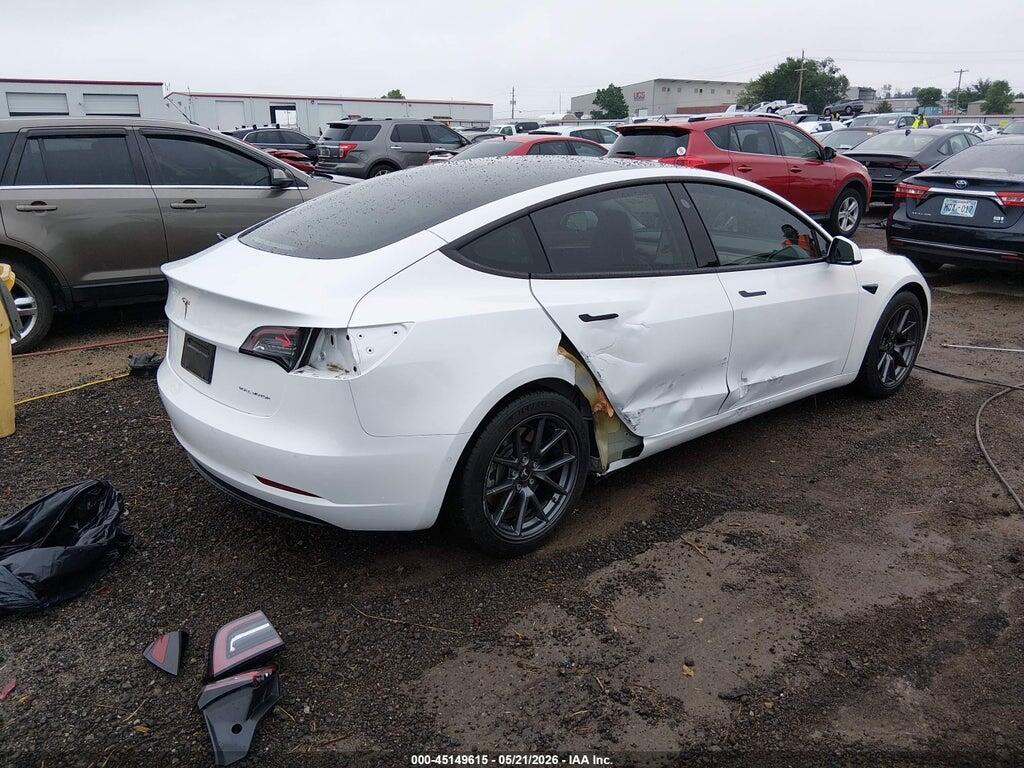 5YJ3E1EBXMF035652 2021 TESLA MODEL 3 photo no. 4