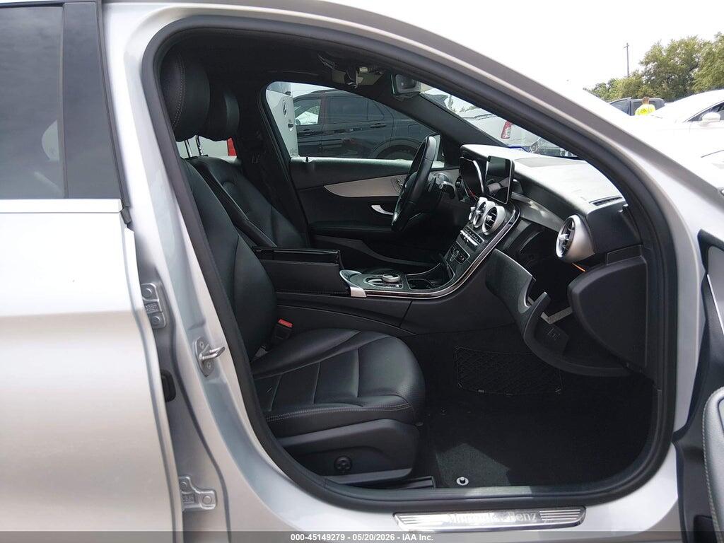 W1KWF8DB0MR622317 2021 MERCEDES-BENZ C 300 photo no. 5