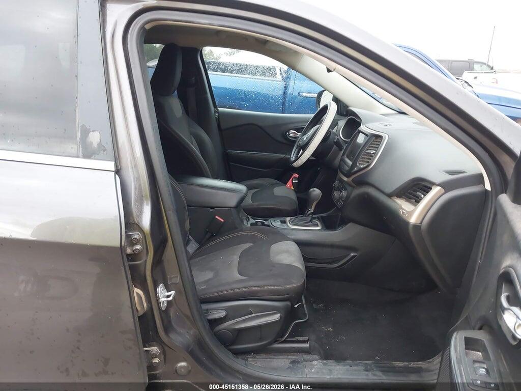 1C4PJLCB5EW267066 2014 JEEP CHEROKEE photo no. 5