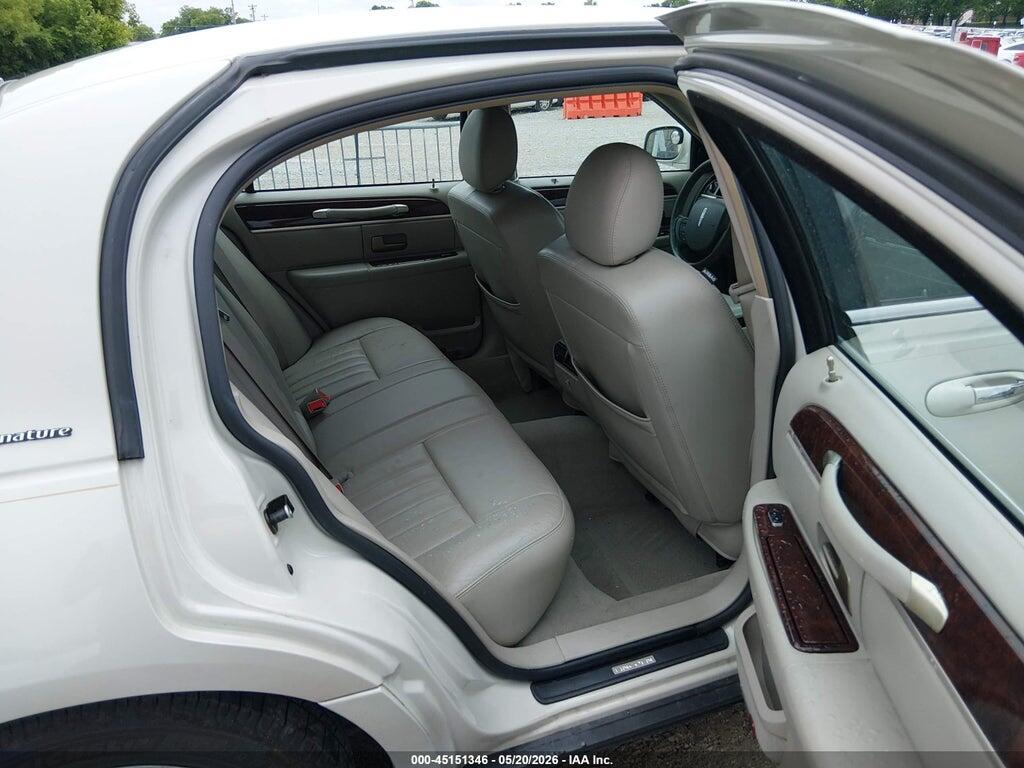 1LNHM81V37Y613012 2007 LINCOLN TOWN CAR photo no. 8