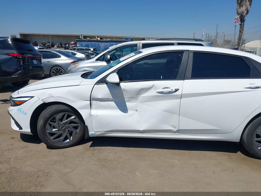 KMHLM4DJ4RU104861 2024 HYUNDAI ELANTRA HYBRID photo no. 6
