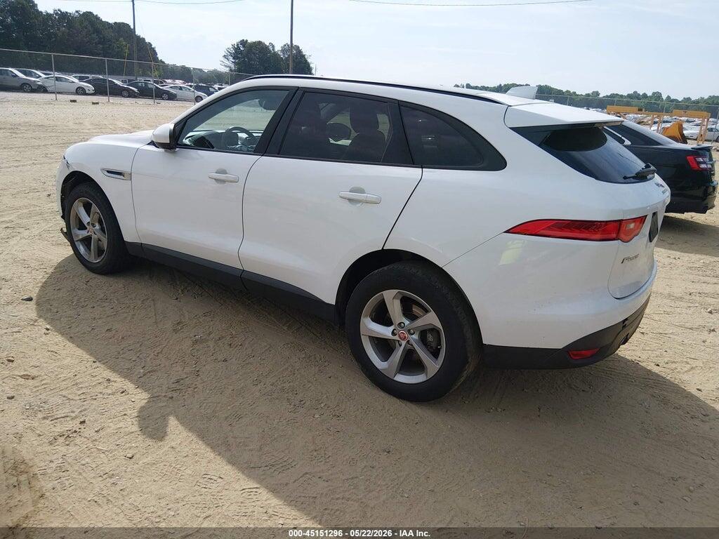 SADCJ2GX3JA235730 2018 JAGUAR F-PACE photo no. 3