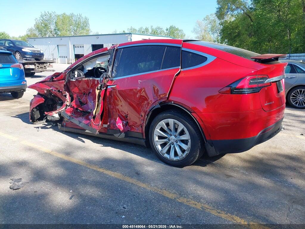 5YJXCDE25KF157373 2019 TESLA MODEL X photo no. 3