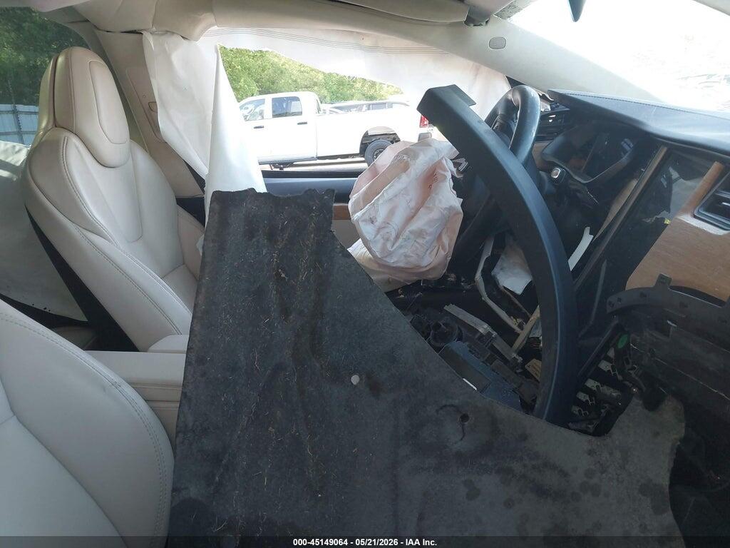 5YJXCDE25KF157373 2019 TESLA MODEL X photo no. 5