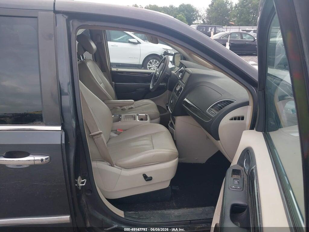 2C4RC1CGXCR170700 2012 CHRYSLER TOWN & COUNTRY photo no. 5