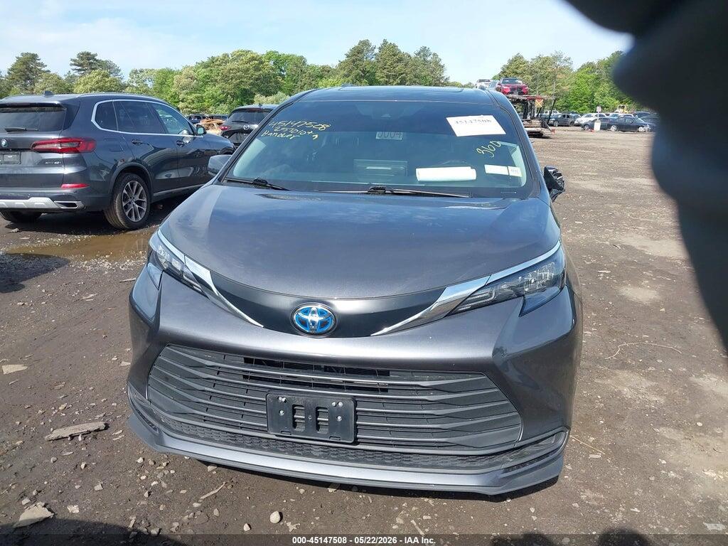 5TDBSKFC1SS175096 2025 TOYOTA SIENNA photo no. 12