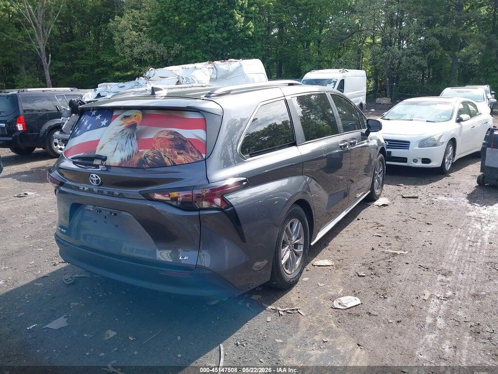 5TDBSKFC1SS175096 2025 TOYOTA SIENNA photo no. 4