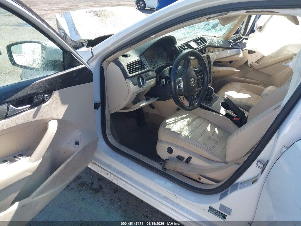 1VWBT7A34FC062054 2015 VOLKSWAGEN PASSAT photo no. 5