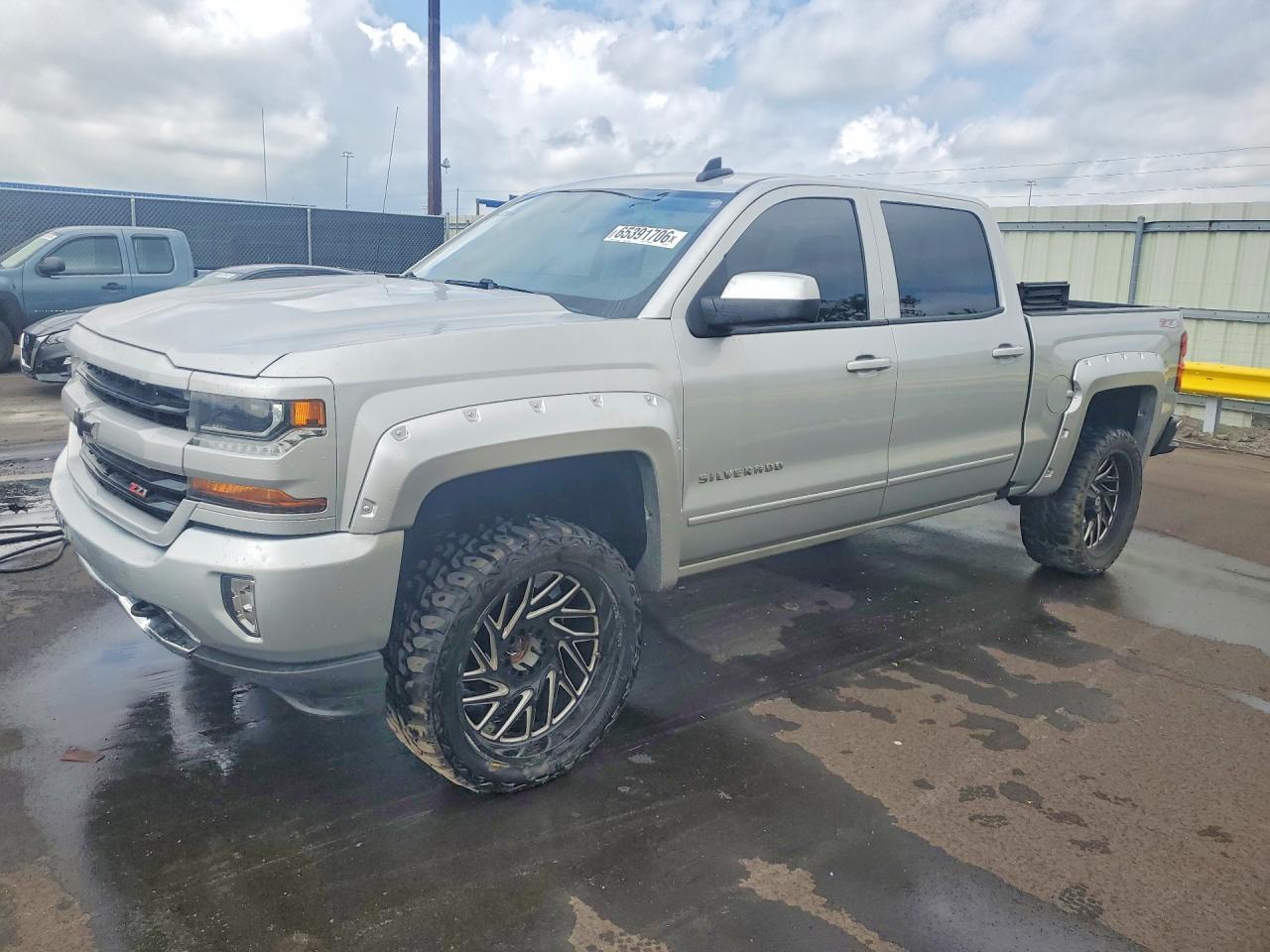 2017 CHEVROLET SILVERADO K1500 LT