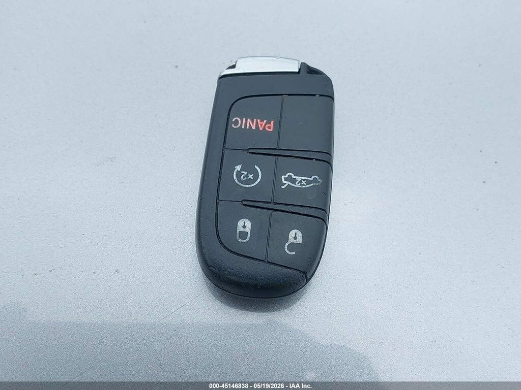 1C3CCCAB2GN176071 2016 CHRYSLER 200 photo no. 11