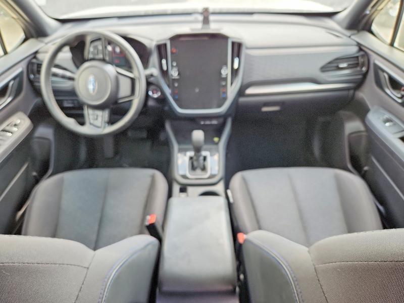 2025 SUBARU FORESTER PREMIUM — Фото 8 из 12