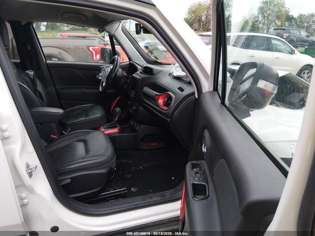 ZACCJBCB4JPH00649 2018 JEEP RENEGADE photo no. 5