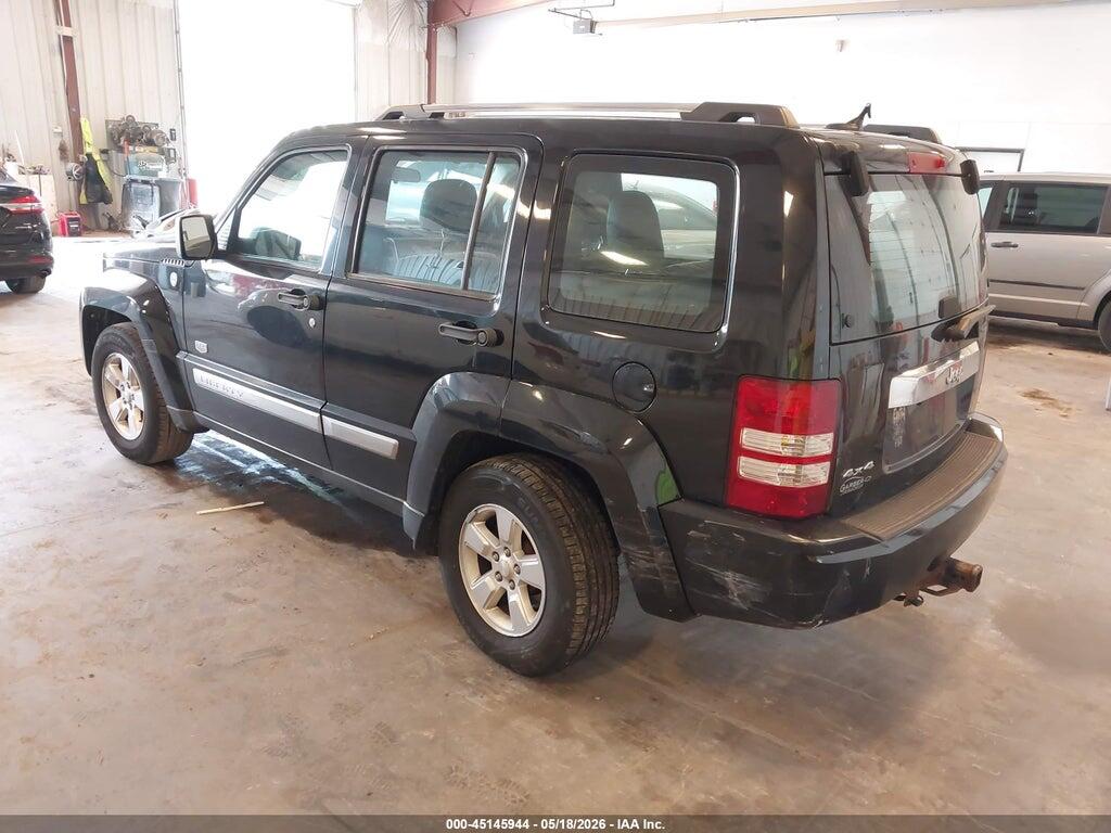 1J4PN2GK2BW558557 2011 JEEP LIBERTY photo no. 3