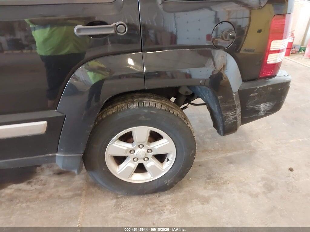 1J4PN2GK2BW558557 2011 JEEP LIBERTY photo no. 6