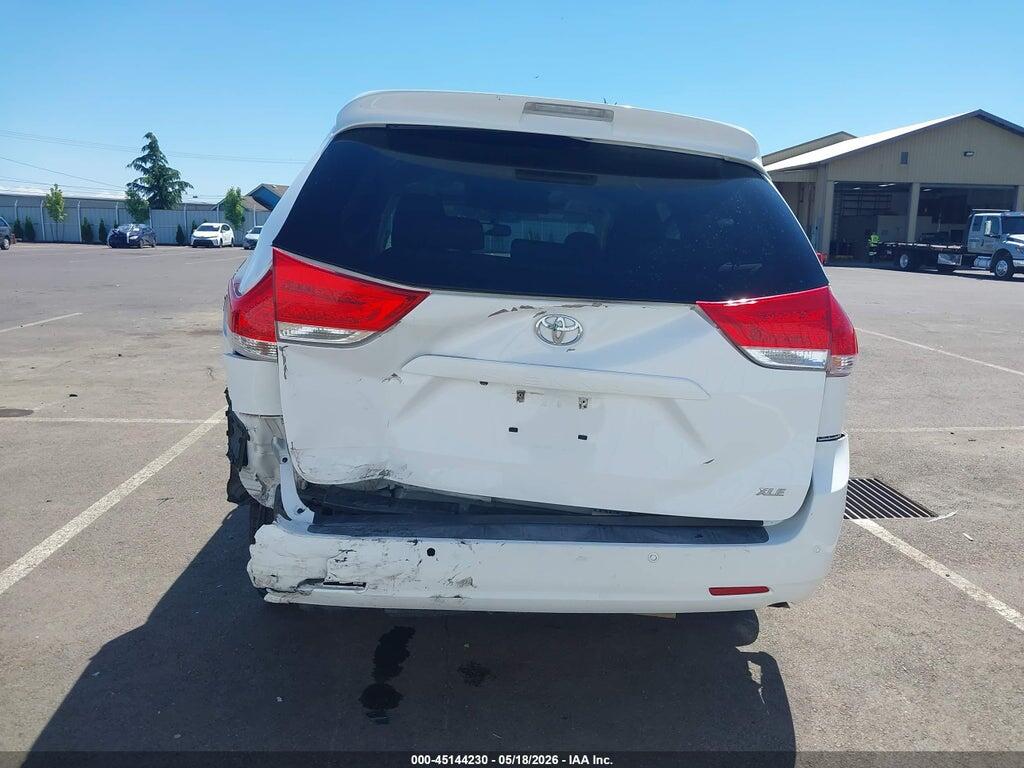 5TDYK3DC2CS228859 2012 TOYOTA SIENNA photo no. 6
