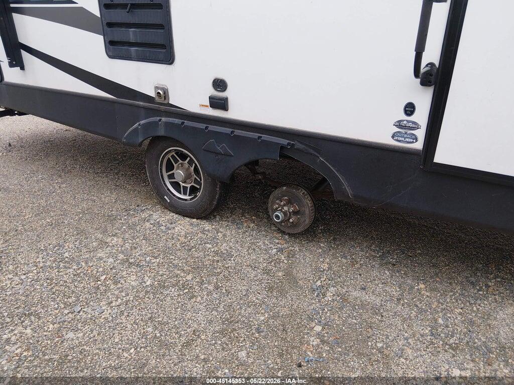 4YDT2912XLB451986 2020 KEYSTONE RV OTHER photo no. 6