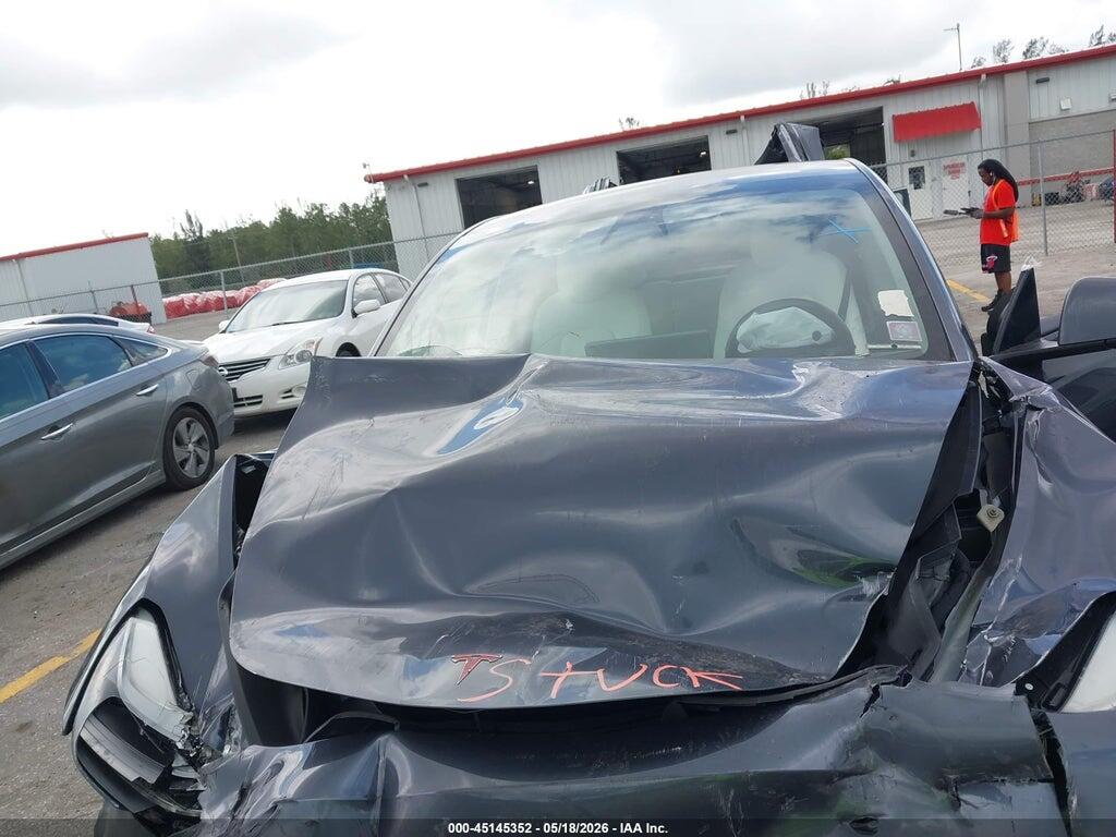 7SAYGDEF8NF453586 2022 TESLA MODEL Y photo no. 10