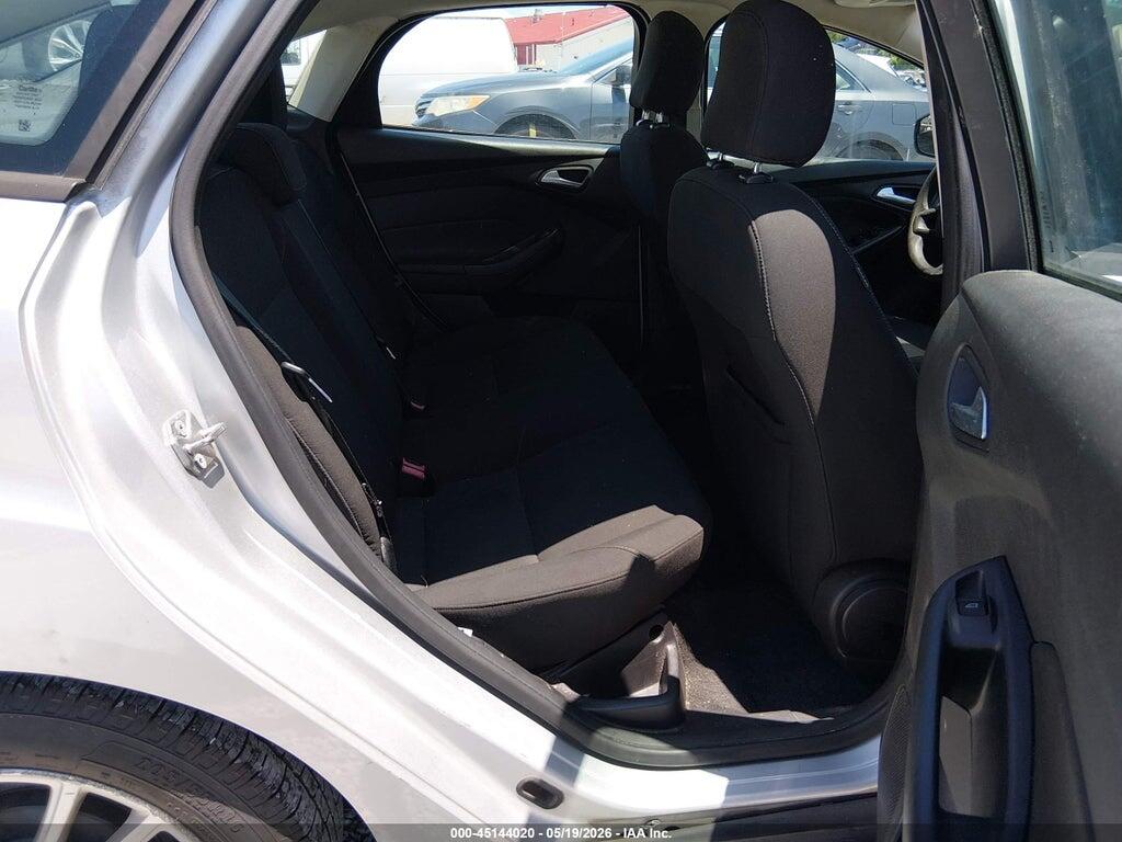 1FADP3F24FL365995 2015 FORD FOCUS photo no. 8