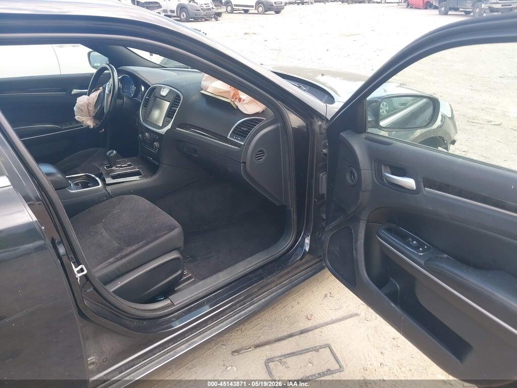2C3CA4CG8BH531850 2011 CHRYSLER 300 photo no. 5