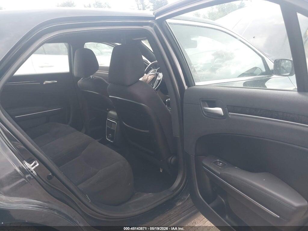 2C3CA4CG8BH531850 2011 CHRYSLER 300 photo no. 8