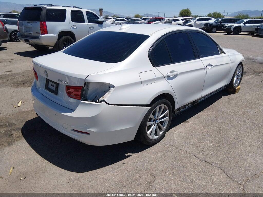 WBA8E1G31HNU18508 2017 BMW 320I photo no. 4