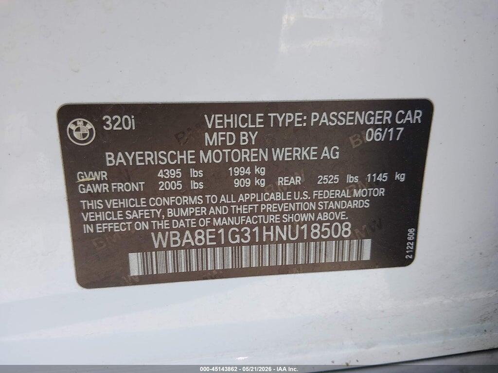 WBA8E1G31HNU18508 2017 BMW 320I photo no. 9