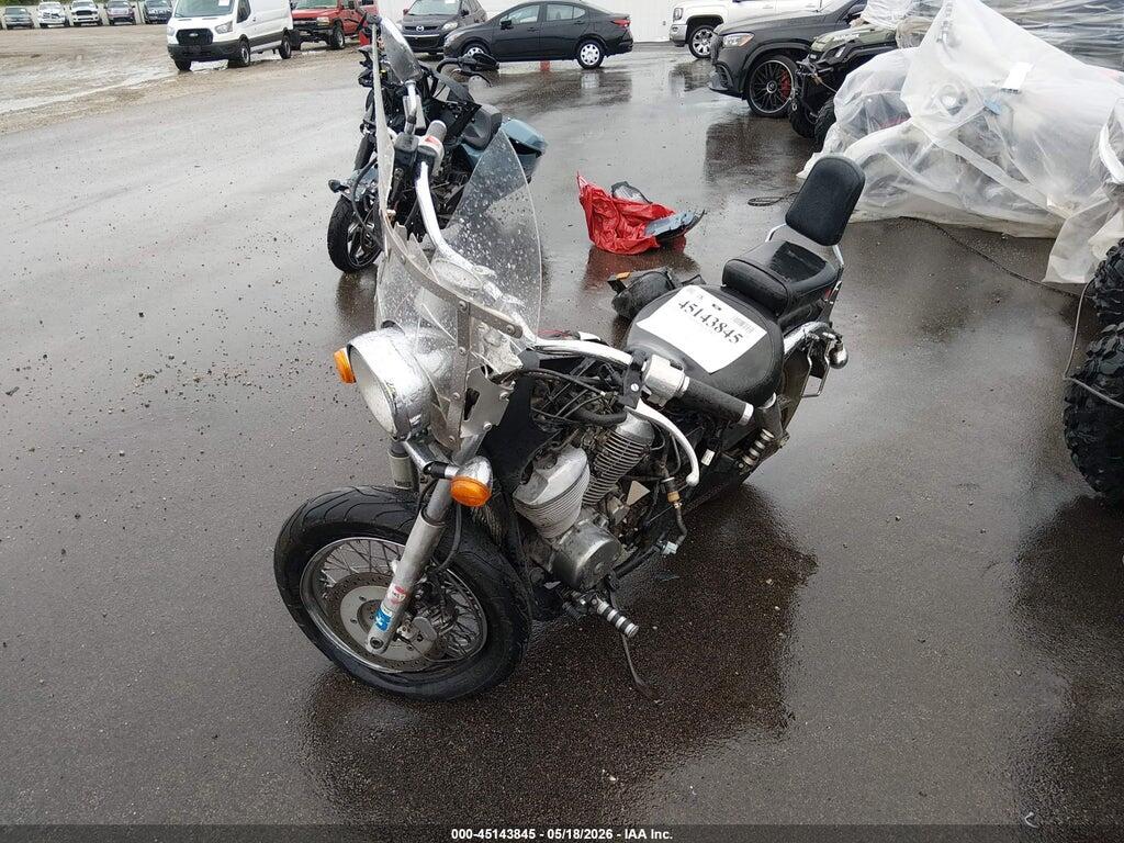 JH2RC4409XM100124 1999 HONDA VT750 photo no. 2