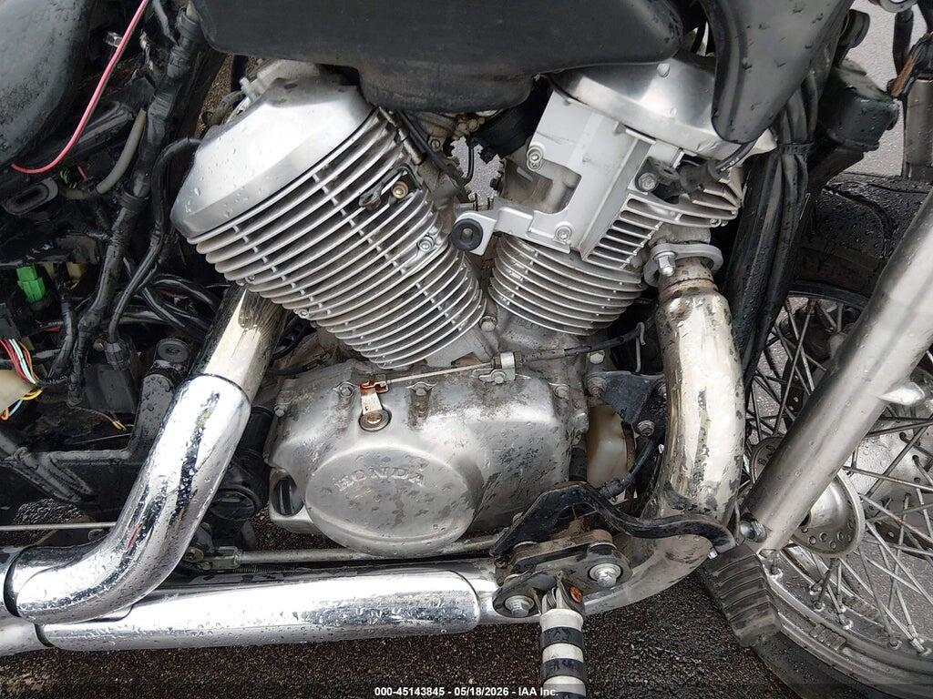 JH2RC4409XM100124 1999 HONDA VT750 photo no. 8