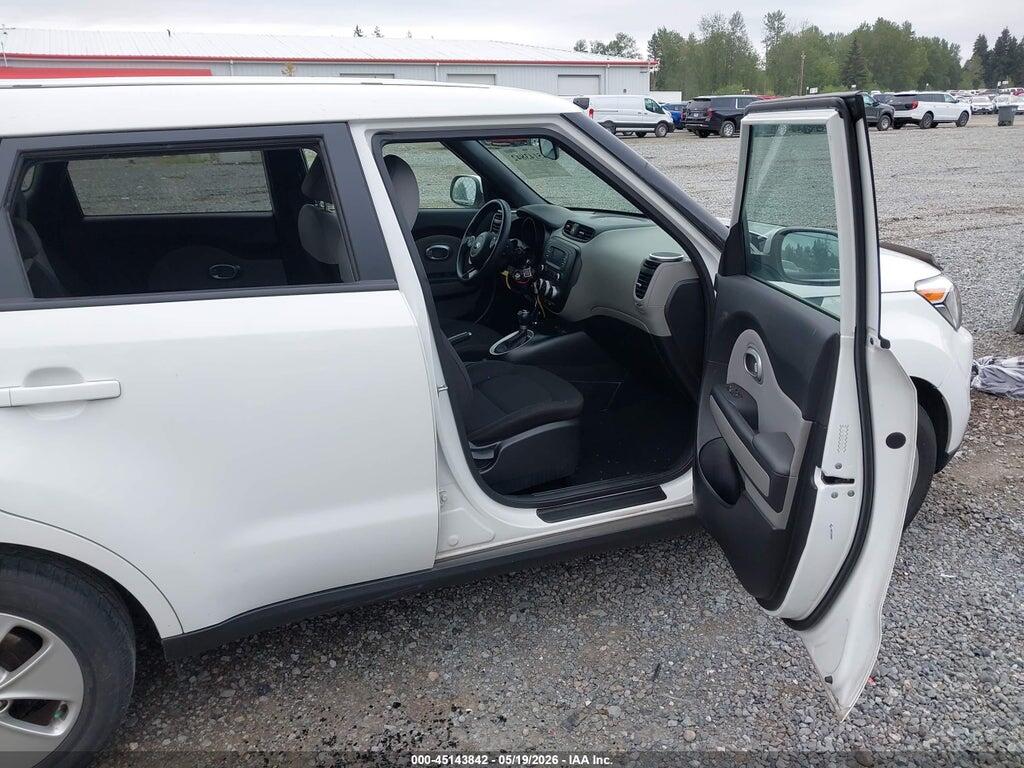 KNDJN2A26G7836723 2016 KIA SOUL photo no. 5