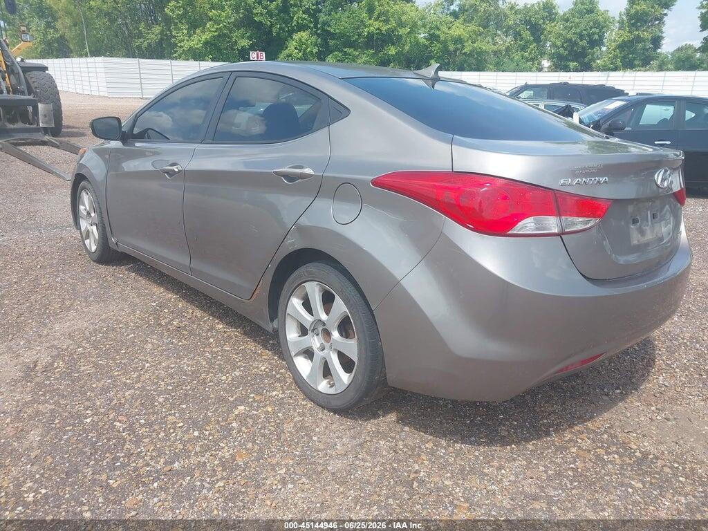 5NPDH4AE9DH215977 2013 HYUNDAI ELANTRA photo no. 3