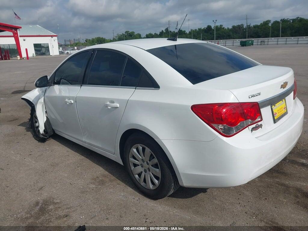 1G1PF5S90B7126478 2011 CHEVROLET CRUZE photo no. 3