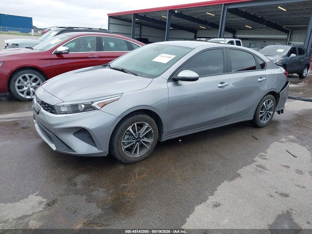 3KPF24AD2PE685536 2023 KIA FORTE photo no. 2