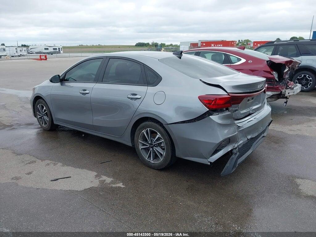 3KPF24AD2PE685536 2023 KIA FORTE photo no. 3