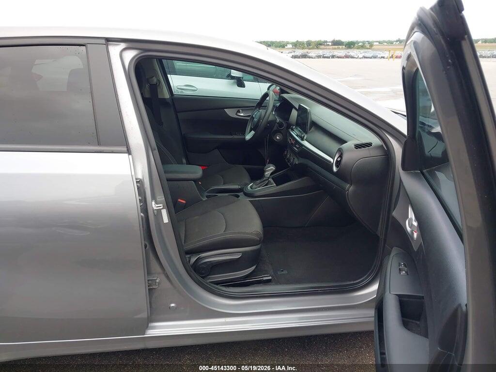 3KPF24AD2PE685536 2023 KIA FORTE photo no. 5